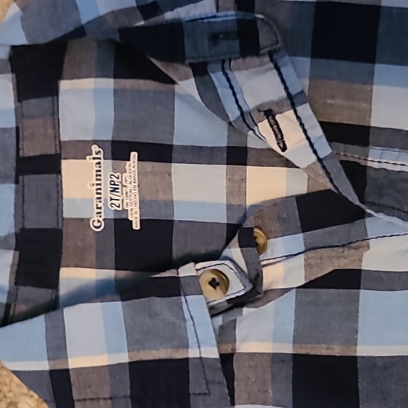 Carters Outfit - Picture 3 of 8